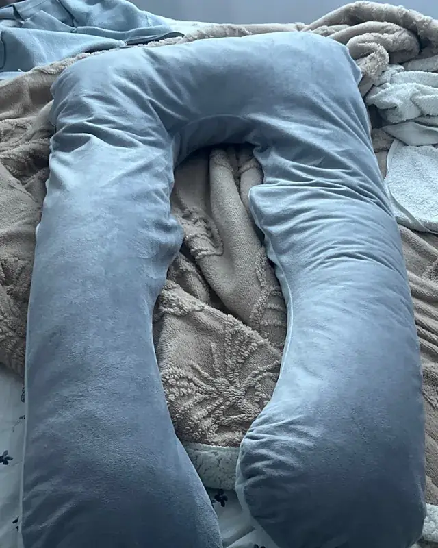 The Pregnancy Pillow U-shaped pregnancy pillow, photographed by a buyer in Romania